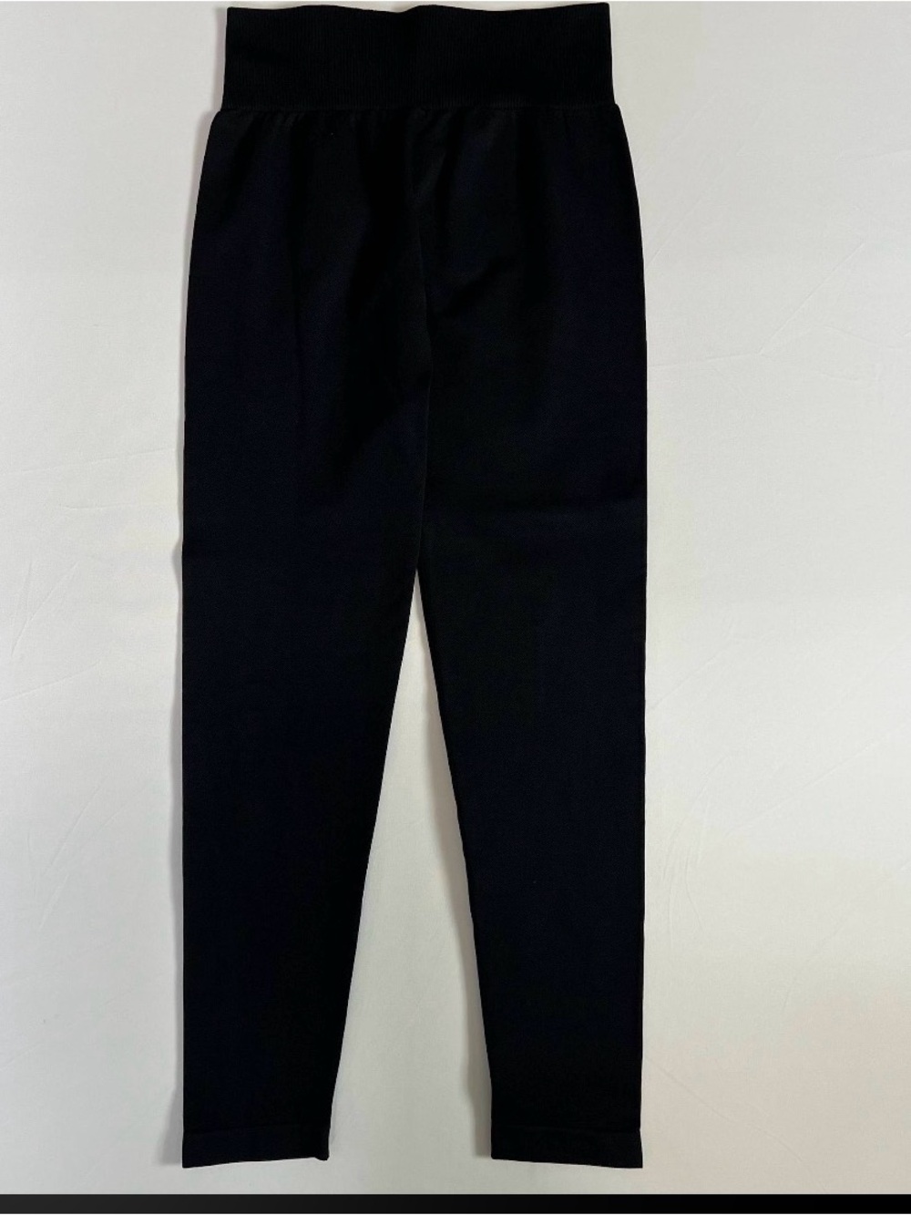OQQ Black Cropped Scrunch Butt Leggings Womens M High Rise Seamless Yoga Gym